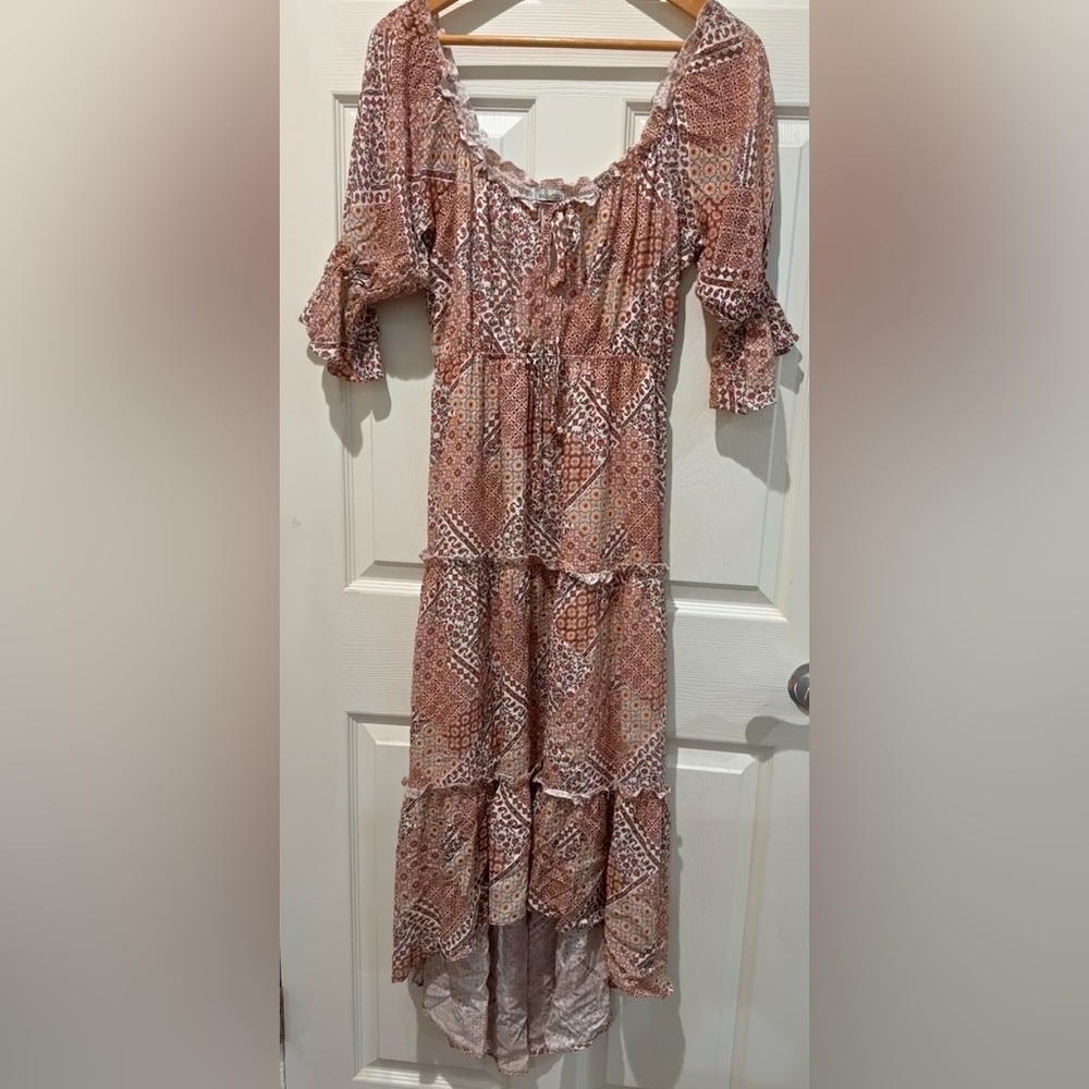 Wild Moss Pink and Tan Tiered floral Maxi Dress with Puff Sleeves Small